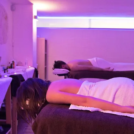 לינה וארוחת בוקר Domus Relax