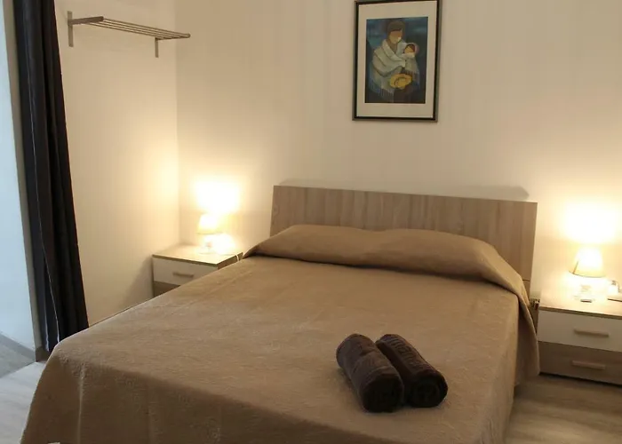 Domus Relax Bed & Breakfast 4*