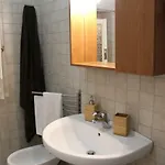לינה וארוחת בוקר Domus Relax 4*